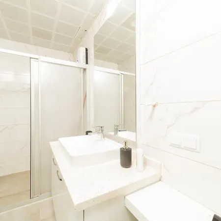 Flat W Balcony Near Hadrian In Apartment Antalya